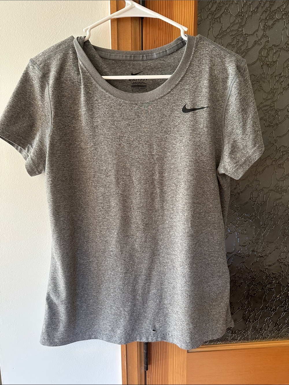 Nike Women's Heather Gray Short Sleeve Performance Tee